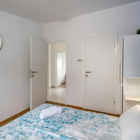 Dom wakacyjny In With Wifi