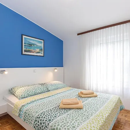 Holiday home In With House Sea View *